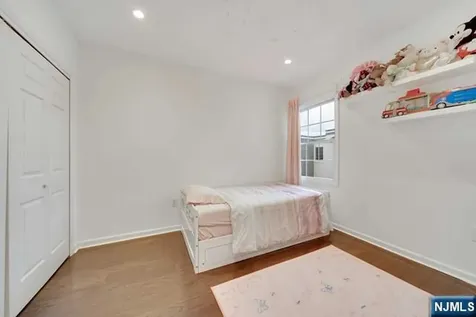 331 Promenade Edgewater NJ 07020