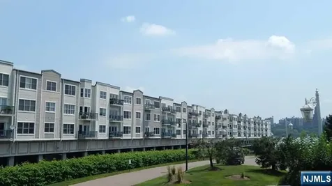 331 Promenade Edgewater NJ 07020