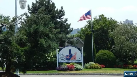 331 Promenade Edgewater NJ 07020
