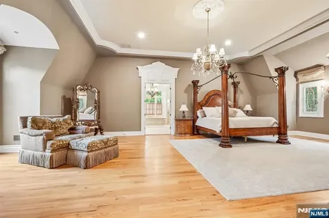 505 Timberline Drive Franklin Lakes NJ 07417