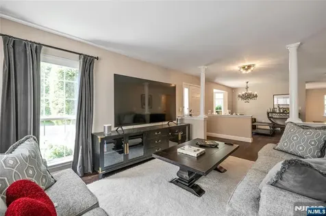 416 Green Mountain Road Mahwah NJ 07430