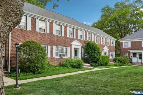 261 Elmwood Maplewood NJ 07040