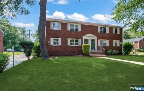 21A Carolyn Terrace Roselle NJ 07203