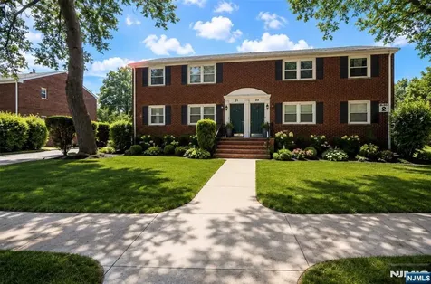 21A Carolyn Terrace Roselle NJ 07203