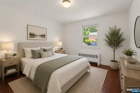 21A Carolyn Terrace Roselle NJ 07203