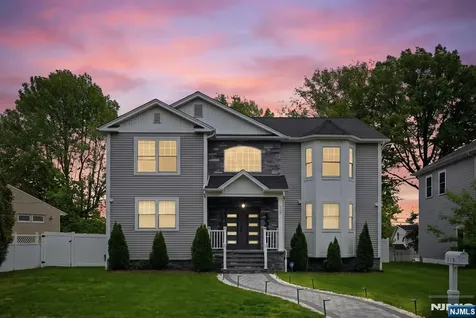 779 Roessner Drive Union NJ 07083