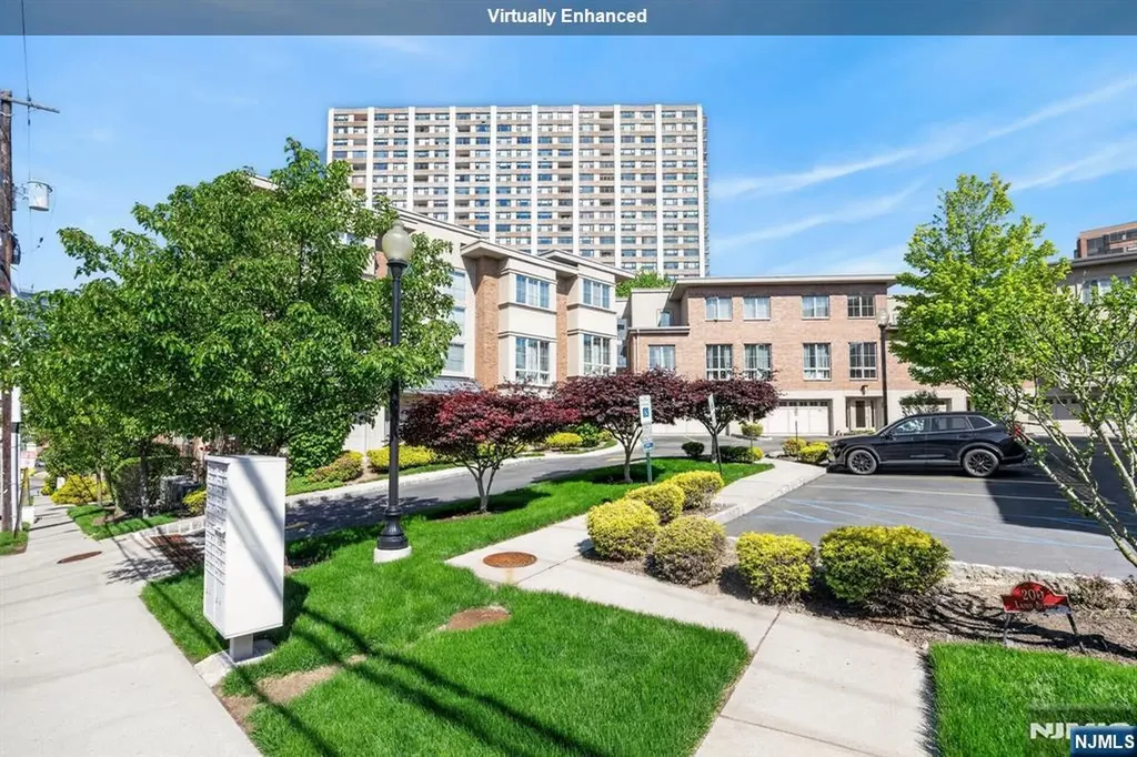 200 Laird Avenue Cliffside Park NJ 07010