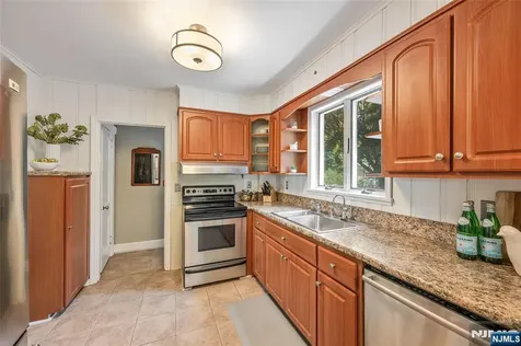 630 Wyndemere Avenue Ridgewood NJ 07450