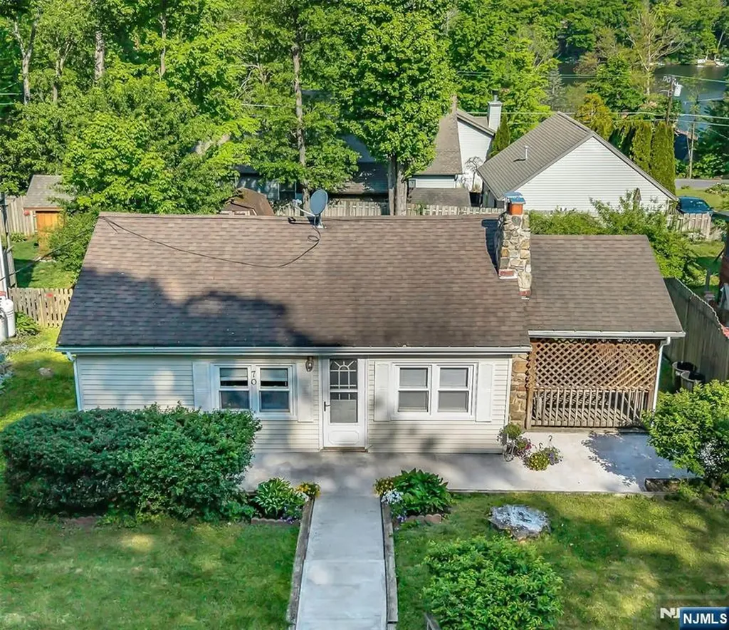 70 Tamarack Trail Hardyston NJ 07460