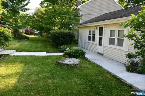 70 Tamarack Trail Hardyston NJ 07460