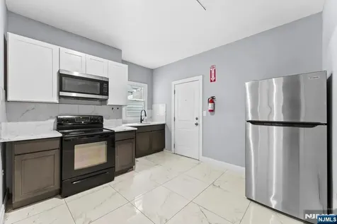 101 Lafayette Paterson NJ 07501