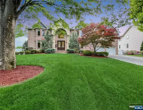 445 Nevada Street Paramus NJ 07652