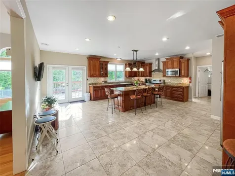 445 Nevada Street Paramus NJ 07652