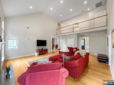 445 Nevada Street Paramus NJ 07652