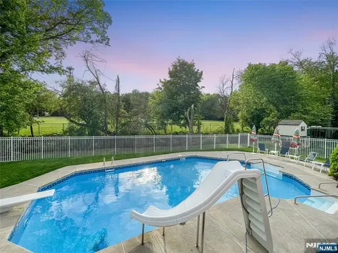 445 Nevada Street Paramus NJ 07652
