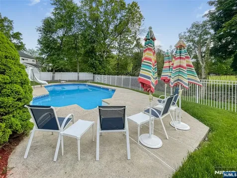 445 Nevada Street Paramus NJ 07652