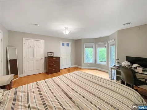 445 Nevada Street Paramus NJ 07652
