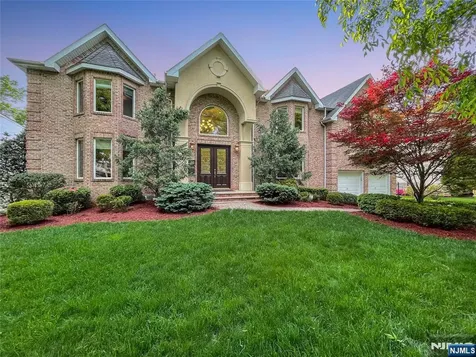 445 Nevada Street Paramus NJ 07652