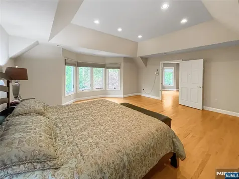445 Nevada Street Paramus NJ 07652