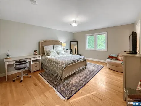 445 Nevada Street Paramus NJ 07652