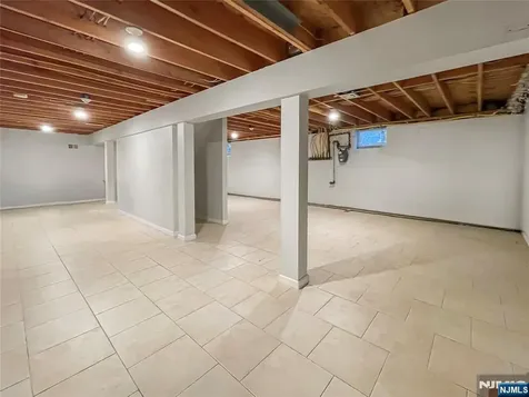445 Nevada Street Paramus NJ 07652
