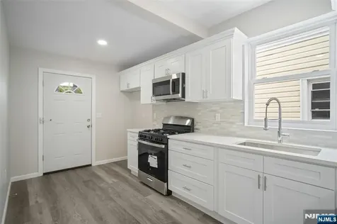 77 Madison Avenue Paterson NJ 07524