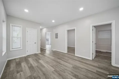 77 Madison Avenue Paterson NJ 07524