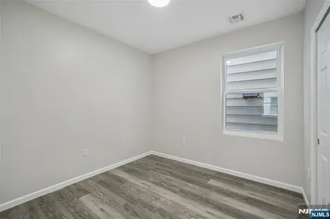 77 Madison Avenue Paterson NJ 07524