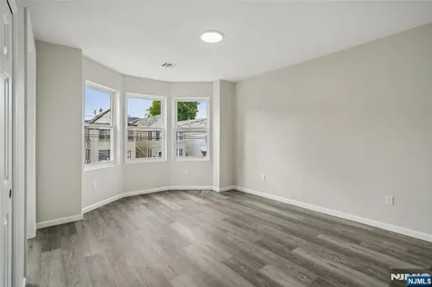 77 Madison Avenue Paterson NJ 07524