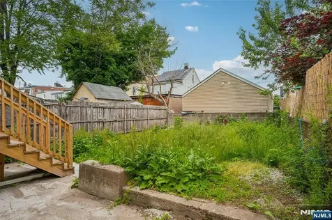77 Madison Avenue Paterson NJ 07524