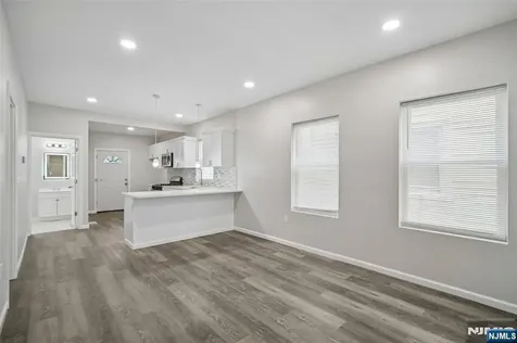 77 Madison Avenue Paterson NJ 07524