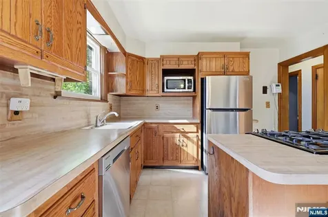 47 Christie Street Ridgefield Park NJ 07660