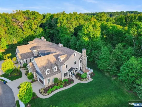 32 Cherrywood Court River Vale NJ 07675