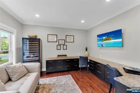 32 Cherrywood Court River Vale NJ 07675
