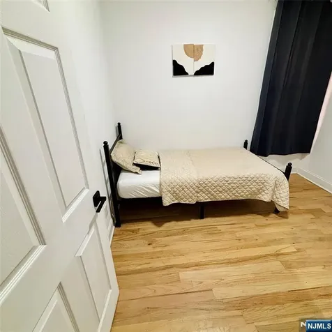 43 Bragaw Avenue Newark NJ 07112
