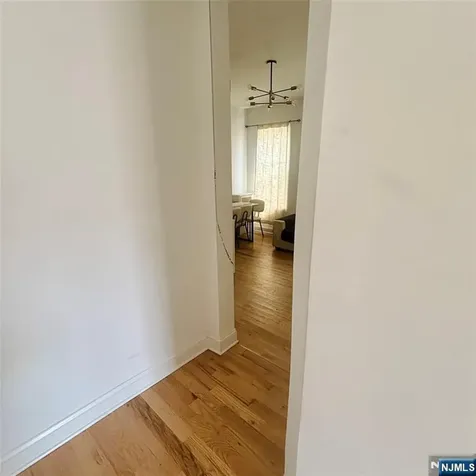 43 Bragaw Avenue Newark NJ 07112