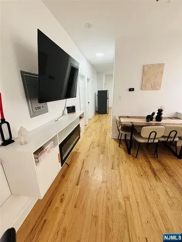 43 Bragaw Avenue Newark NJ 07112