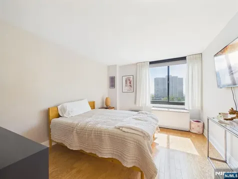 770 Anderson Avenue Cliffside Park NJ 07010