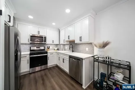 141 Park Avenue East Rutherford NJ 07073