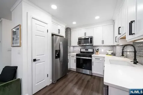 141 Park Avenue East Rutherford NJ 07073
