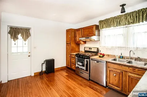 326 William Street New Milford NJ 07646