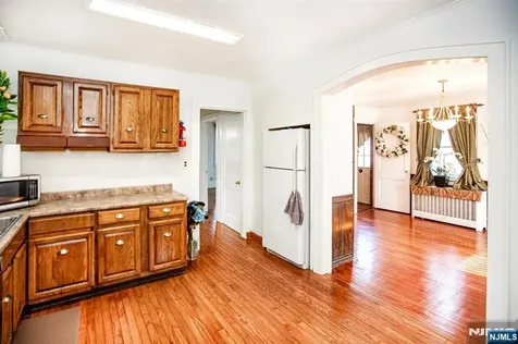 326 William Street New Milford NJ 07646