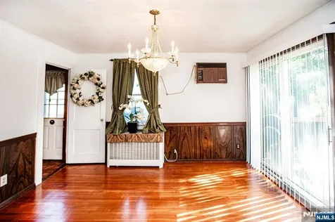 326 William Street New Milford NJ 07646