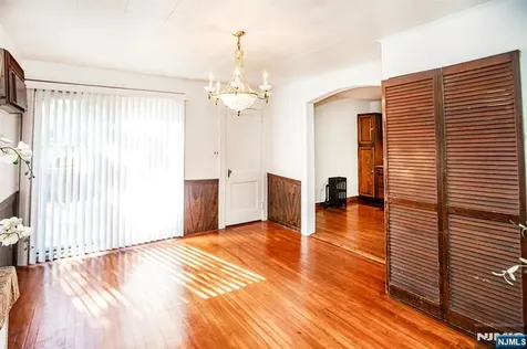 326 William Street New Milford NJ 07646