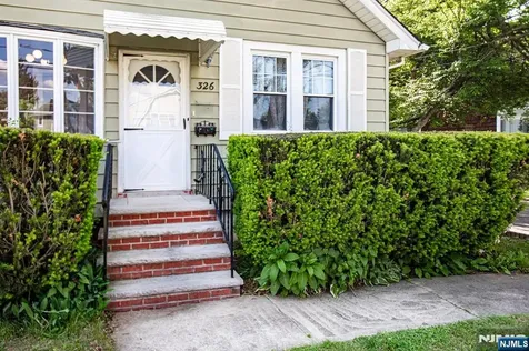 326 William Street New Milford NJ 07646