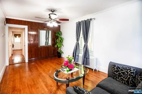 326 William Street New Milford NJ 07646