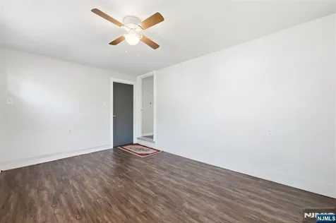 455 Hoffman Avenue New Milford NJ 07646
