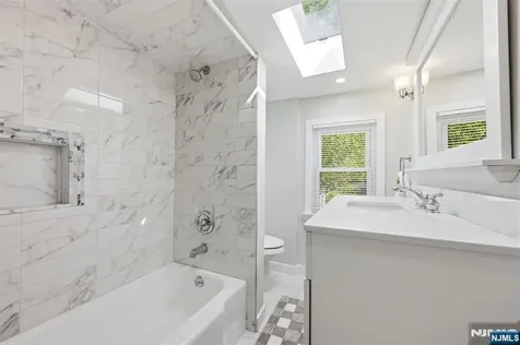 455 Hoffman Avenue New Milford NJ 07646