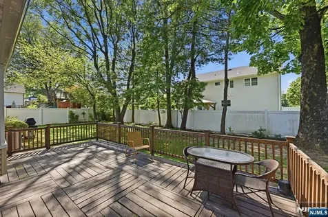 455 Hoffman Avenue New Milford NJ 07646