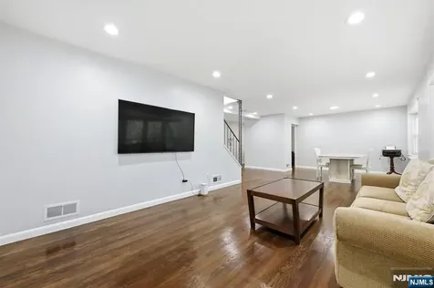 455 Hoffman Avenue New Milford NJ 07646